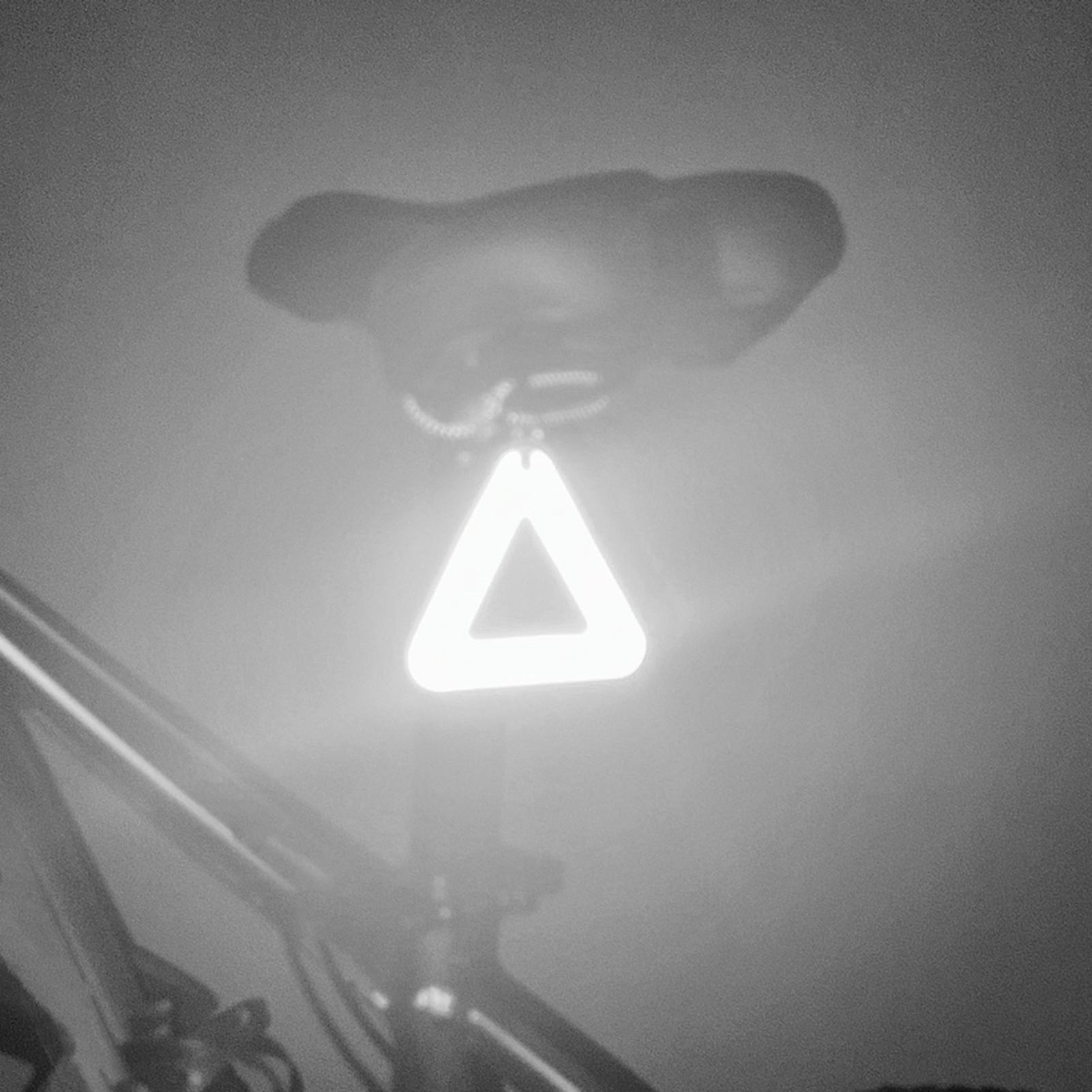 Reflective Pendants High Visib - Running Gears ulasan dan harga